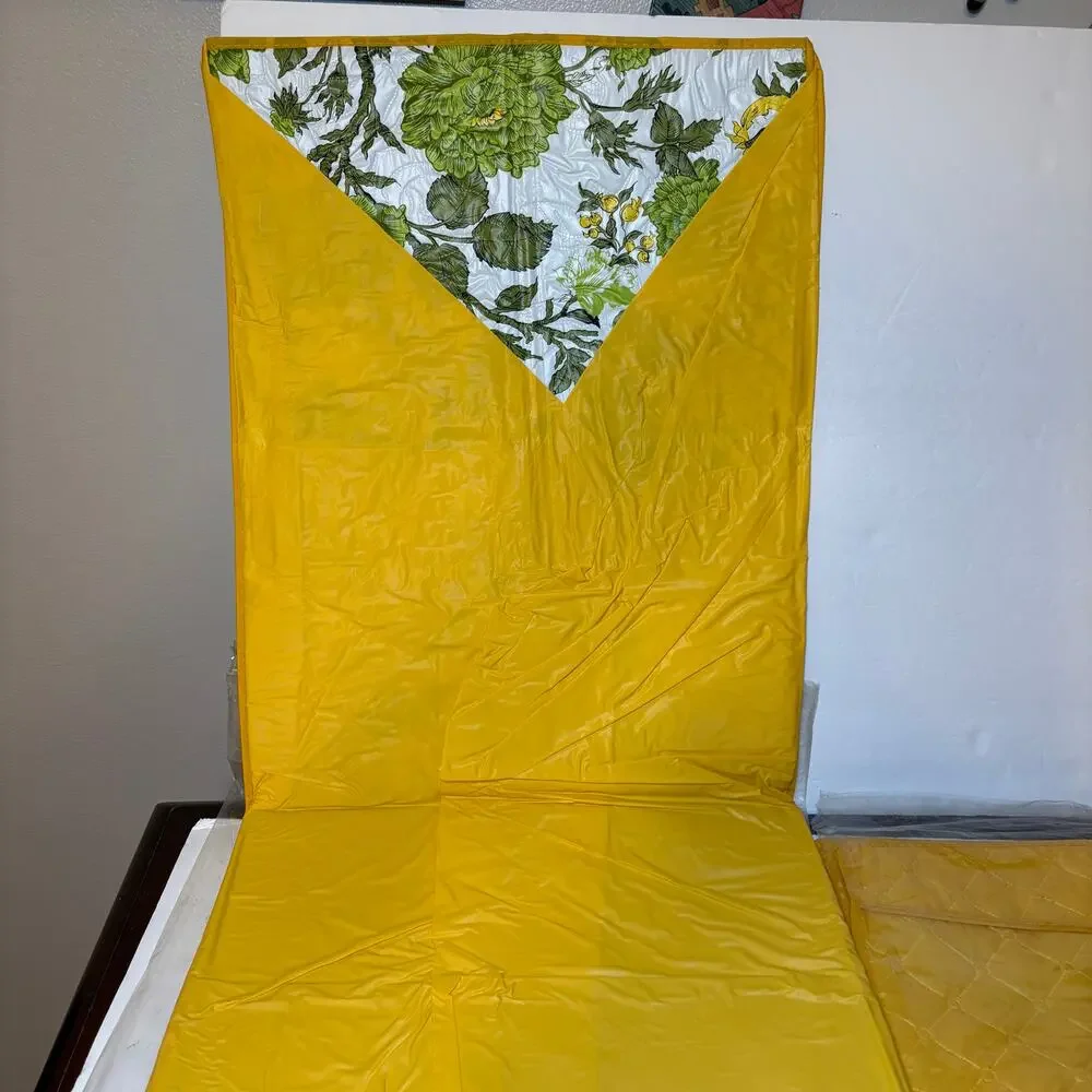 Vintage Set 2 Closet Garment Bags Dress Coat Gown Gold & Floral Quilted NOS USA